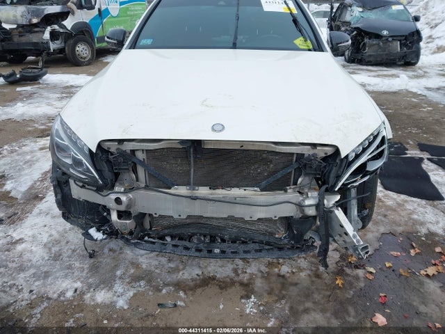 Продаж на аукціоні авто 2015 Mercedes-benz C 400 4matic, vin: 55SWF6GB4FU035202, номер лоту: 44311415