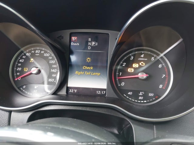 Продаж на аукціоні авто 2015 Mercedes-benz C 400 4matic, vin: 55SWF6GB4FU035202, номер лоту: 44311415