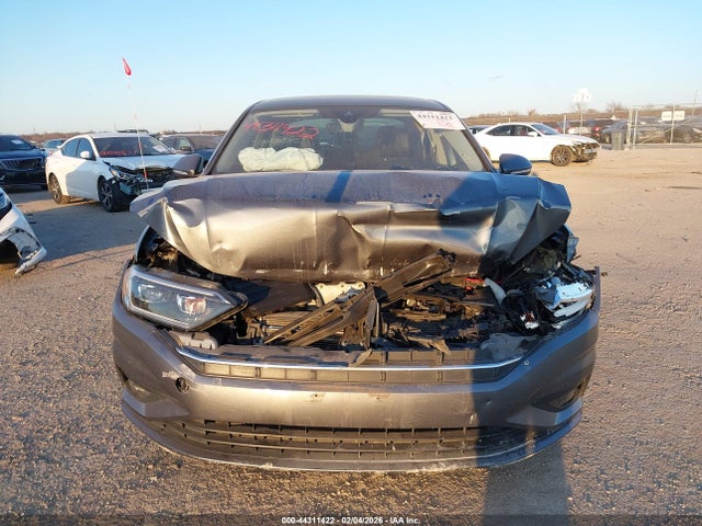 44311422 :رقم المزاد ، 3VWG57BU6MM038292 vin ، 2021 Volkswagen Jetta 1.4t Sel Premium مزاد بيع
