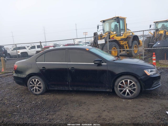 44311448 :رقم المزاد ، 3VWDB7AJ8HM396664 vin ، 2017 Volkswagen Jetta 1.4t Se مزاد بيع