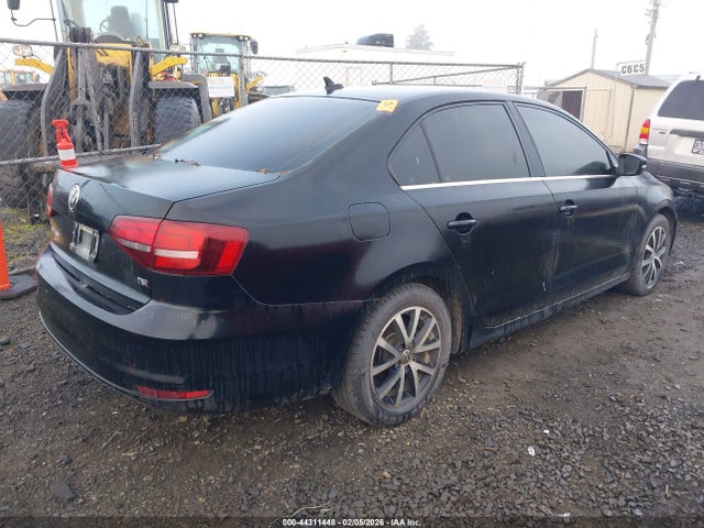 44311448 :رقم المزاد ، 3VWDB7AJ8HM396664 vin ، 2017 Volkswagen Jetta 1.4t Se مزاد بيع