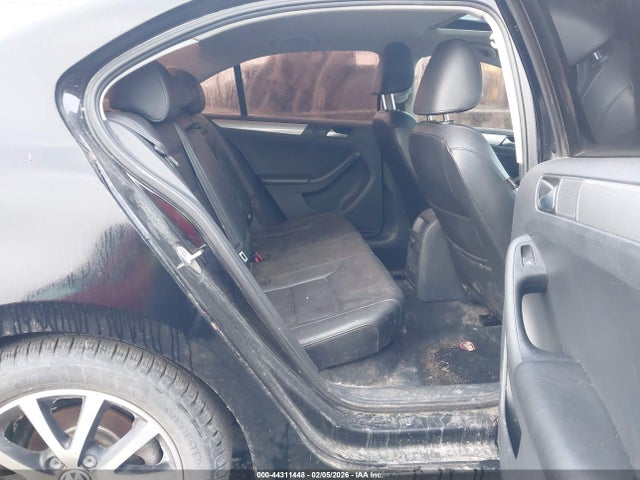44311448 :رقم المزاد ، 3VWDB7AJ8HM396664 vin ، 2017 Volkswagen Jetta 1.4t Se مزاد بيع