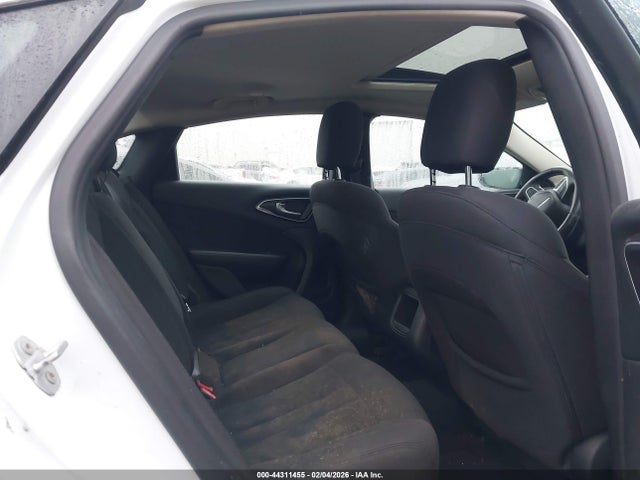 2016 CHRYSLER 200 1C3CCCAB7GN168449 Photo 7