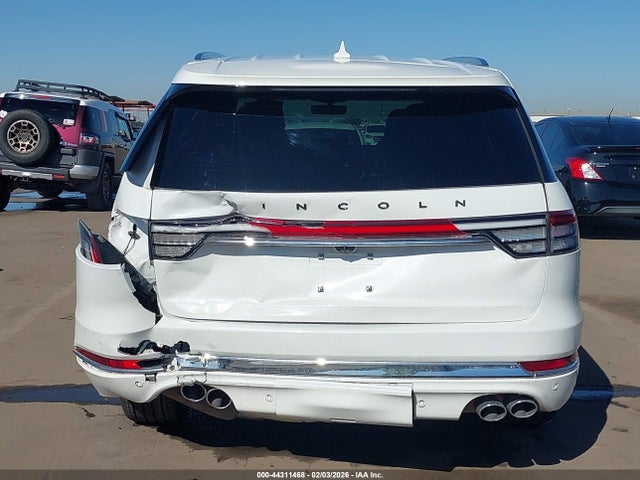 5LM5J9XC3LGL05570 Lincoln Aviator Black Label