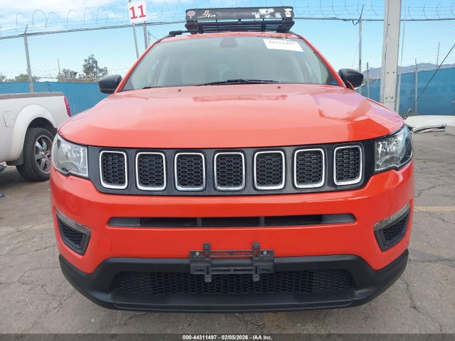 3C4NJCAB2JT107169 Jeep Compass Sport Fwd
