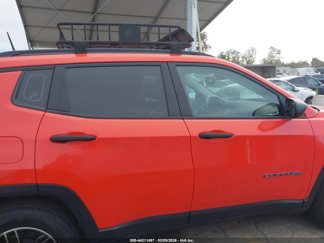3C4NJCAB2JT107169 Jeep Compass Sport Fwd