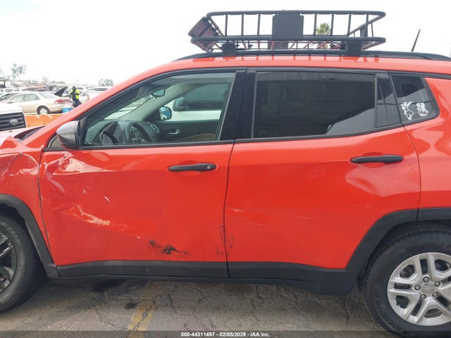 3C4NJCAB2JT107169 Jeep Compass Sport Fwd