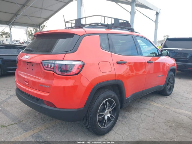 3C4NJCAB2JT107169 Jeep Compass Sport Fwd