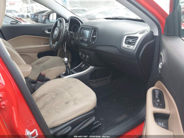 3C4NJCAB2JT107169 Jeep Compass Sport Fwd