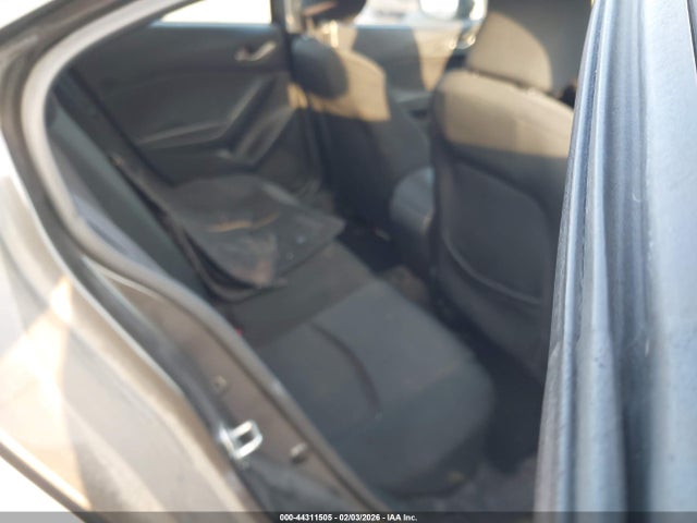 JM1BM1T70E1184322 Mazda Mazda3 I Sv