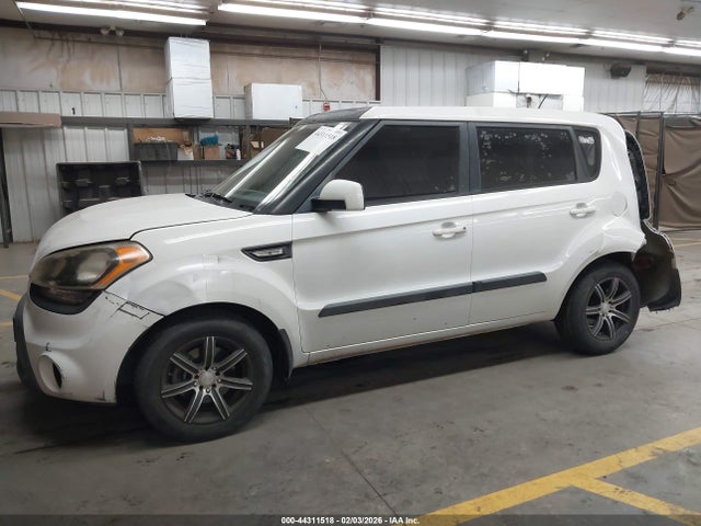 44311518 :رقم المزاد ، KNDJT2A51C7447465 vin ، 2012 Kia Soul مزاد بيع