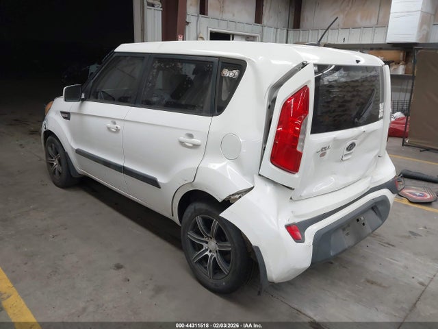 44311518 :رقم المزاد ، KNDJT2A51C7447465 vin ، 2012 Kia Soul مزاد بيع