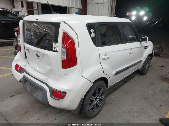 44311518 :رقم المزاد ، KNDJT2A51C7447465 vin ، 2012 Kia Soul مزاد بيع