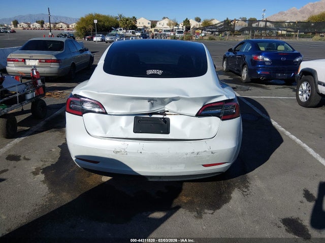 2021 Tesla Model 3 Standard Range Plus Rear-wheel Drive მანქანა იყიდება აუქციონზე, vin: 5YJ3E1EA3MF921996, აუქციონის ნომერი: 44311520