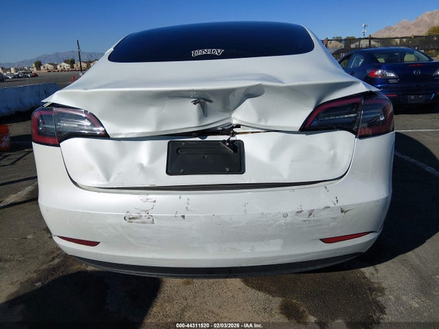 2021 Tesla Model 3 Standard Range Plus Rear-wheel Drive მანქანა იყიდება აუქციონზე, vin: 5YJ3E1EA3MF921996, აუქციონის ნომერი: 44311520