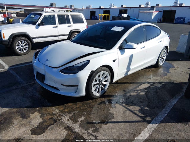 2021 Tesla Model 3 Standard Range Plus Rear-wheel Drive მანქანა იყიდება აუქციონზე, vin: 5YJ3E1EA3MF921996, აუქციონის ნომერი: 44311520