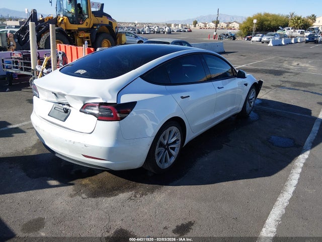 2021 Tesla Model 3 Standard Range Plus Rear-wheel Drive მანქანა იყიდება აუქციონზე, vin: 5YJ3E1EA3MF921996, აუქციონის ნომერი: 44311520