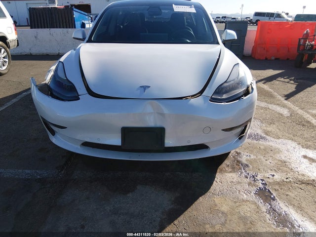 2021 Tesla Model 3 Standard Range Plus Rear-wheel Drive მანქანა იყიდება აუქციონზე, vin: 5YJ3E1EA3MF921996, აუქციონის ნომერი: 44311520