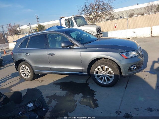 Audi Q5 2.0t Premium 2015 WA1LFBFP2FA046177 Image 14