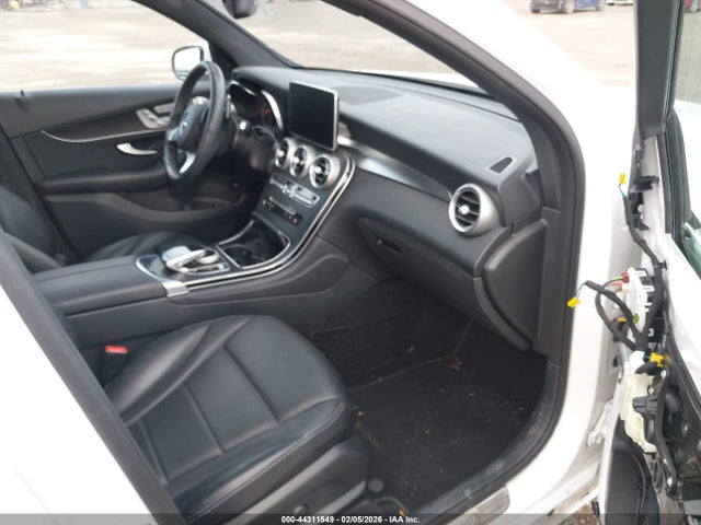 2017 MERCEDES-BENZ GLC 300 WDC0G4JB9HV006455 Photo 4
