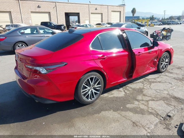 4T1F11AKXPU172208 Toyota CAMRY XLE