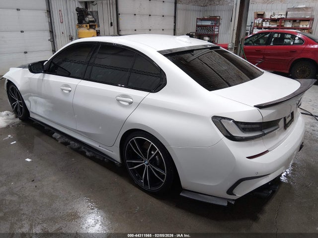 2021 BMW 3 SERIES 3MW5U9J00M8B62121 Photo 2