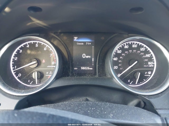 4T1B11HK6JU031342 Toyota CAMRY LE