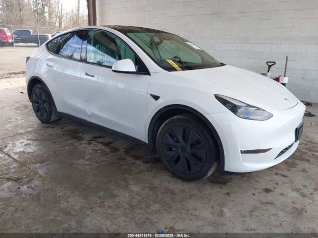 2024 TESLA MODEL Y 7SAYGDEE7RF160579 Photo 0