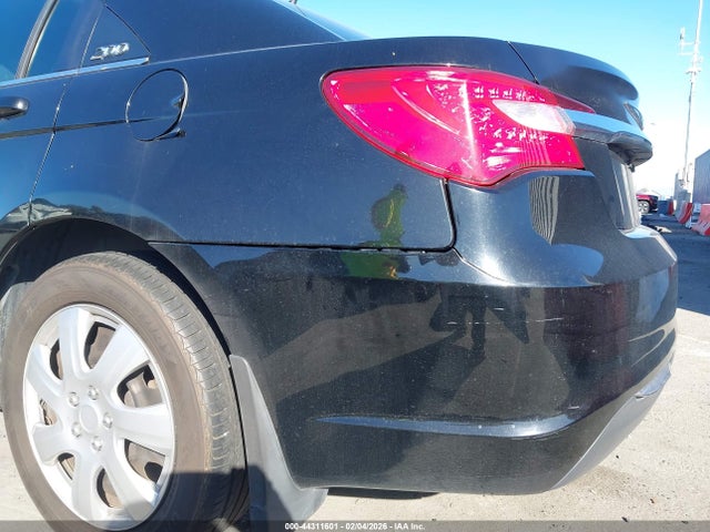 2014 CHRYSLER 200 1C3CCBAB6EN230947 Photo 5