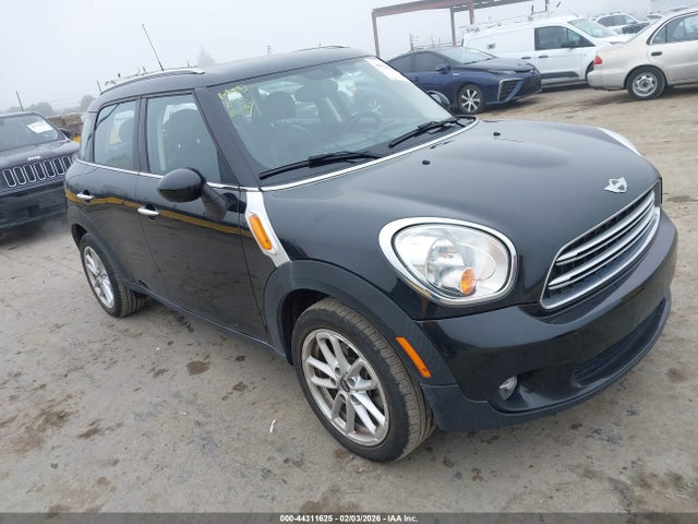 2015 MINI COUNTRYMAN WMWZB3C56FWR45385 Photo 0