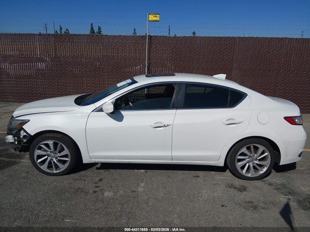 44311655 :رقم المزاد ، 19UDE2F74JA002351 vin ، 2018 Acura Ilx Premium Package/technology Plus Package مزاد بيع