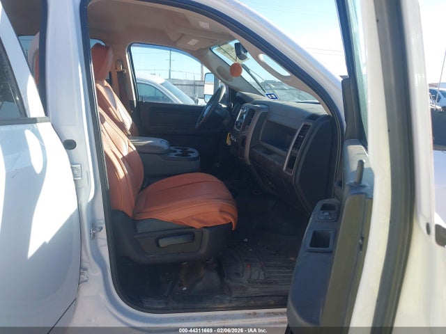 Продаж на аукціоні авто 2018 Ram 2500 Tradesman  4x4 6'4 Box, vin: 3C6UR5CL1JG160354, номер лоту: 44311669