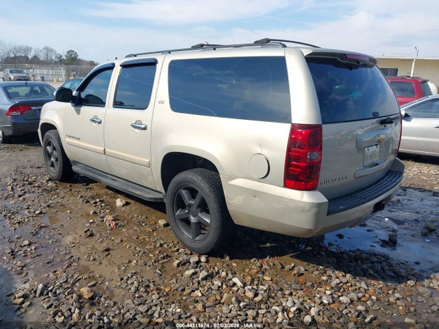 2007 CHEVROLET SUBURBAN 1500 3GNFC16037G320408 Photo 2