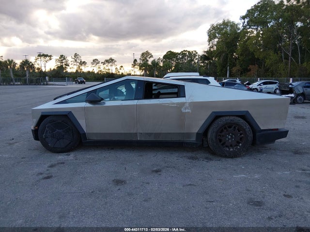 Продаж на аукціоні авто 2024 Tesla Cybertruck Cyberbeast, vin: 7G2CEHEE1RA035317, номер лоту: 44311713