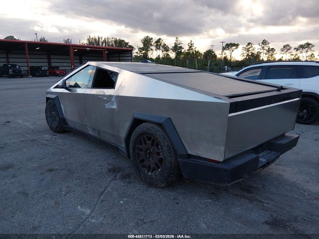 Продаж на аукціоні авто 2024 Tesla Cybertruck Cyberbeast, vin: 7G2CEHEE1RA035317, номер лоту: 44311713
