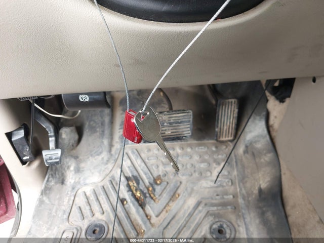 2005 Gmc Yukon Slt მანქანა იყიდება აუქციონზე, vin: 1GKEC13T15R130336, აუქციონის ნომერი: 44311723