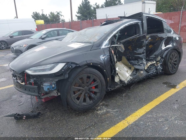 2017 TESLA MODEL X 5YJXCBE43HF052782 Photo 1