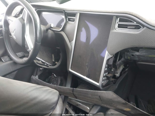 2017 TESLA MODEL X 5YJXCBE43HF052782 Photo 6