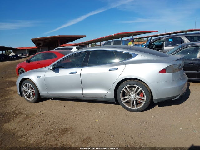 Aukcja sprzedaży 2015 Tesla Model S 85d/p85d, vin: 5YJSA1H45FF081140, numer aukcji: 44311740