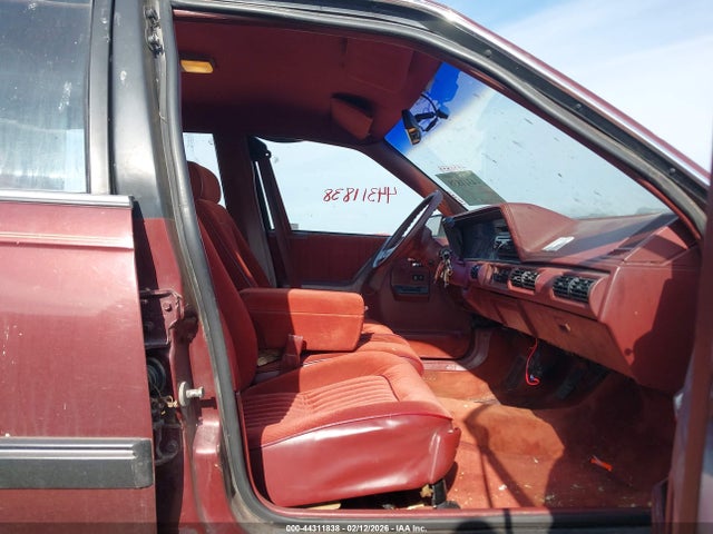 1990 Oldsmobile Cutlass Ciera Sl მანქანა იყიდება აუქციონზე, vin: 1G3AM54N4L6379324, აუქციონის ნომერი: 44311838