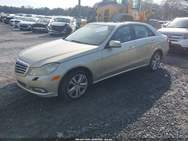 2010 MERCEDES-BENZ E 550 WDDHF9AB4AA089398 Photo 1