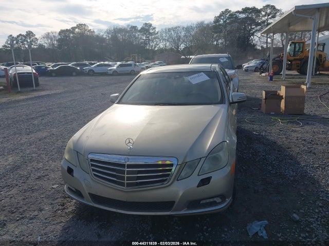2010 MERCEDES-BENZ E 550 WDDHF9AB4AA089398 Photo 5