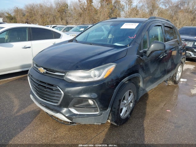 Chevrolet Trax Lt 2017 3GNCJLSB3HL135005 Image 2