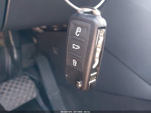 WVGAV7AX4GW534986 Volkswagen Tiguan R-line/s/se/sel