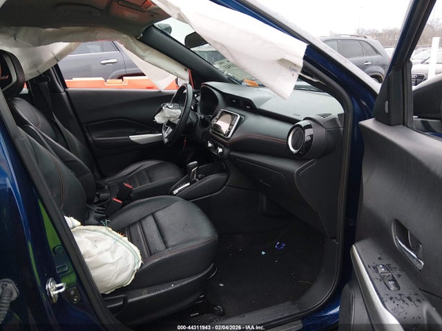 3N1CP5CU2KL510699 Nissan KICKS SR