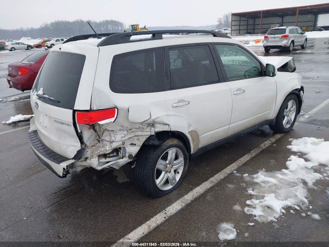 Продажа на аукционе авто 2010 Subaru Forester 2.5x Premium, vin: JF2SH6CCXAG721723, номер лота: 44311945