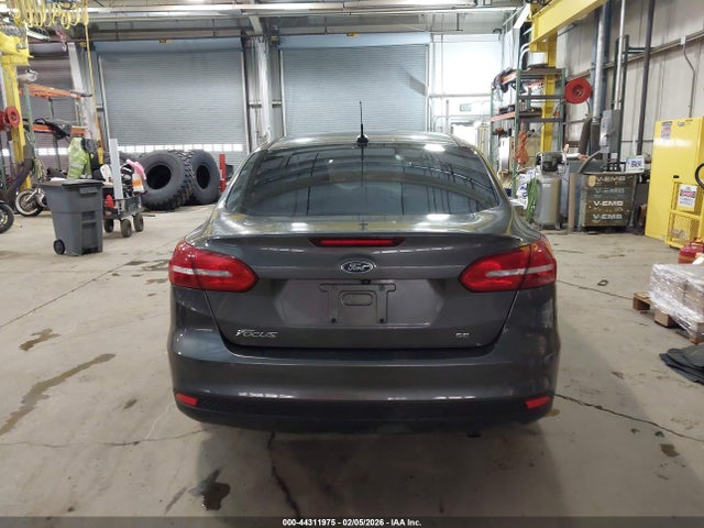 Ford FOCUS SE 2015 1FADP3F22FL237920 Image 16