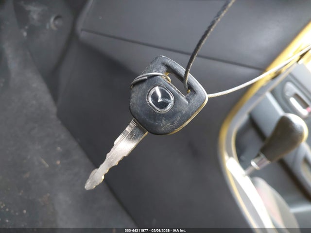 Продажа на аукционе авто 2004 Mazda Mazda3 S, vin: JM1BK343041170612, номер лота: 44311977