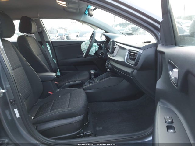 3KPA24AB8KE179985 KIA RIO S
