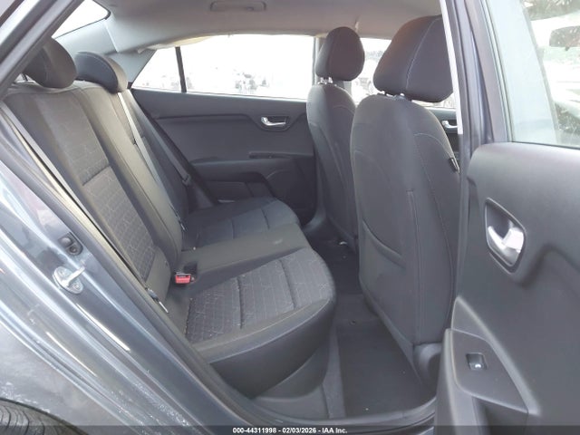 3KPA24AB8KE179985 KIA RIO S